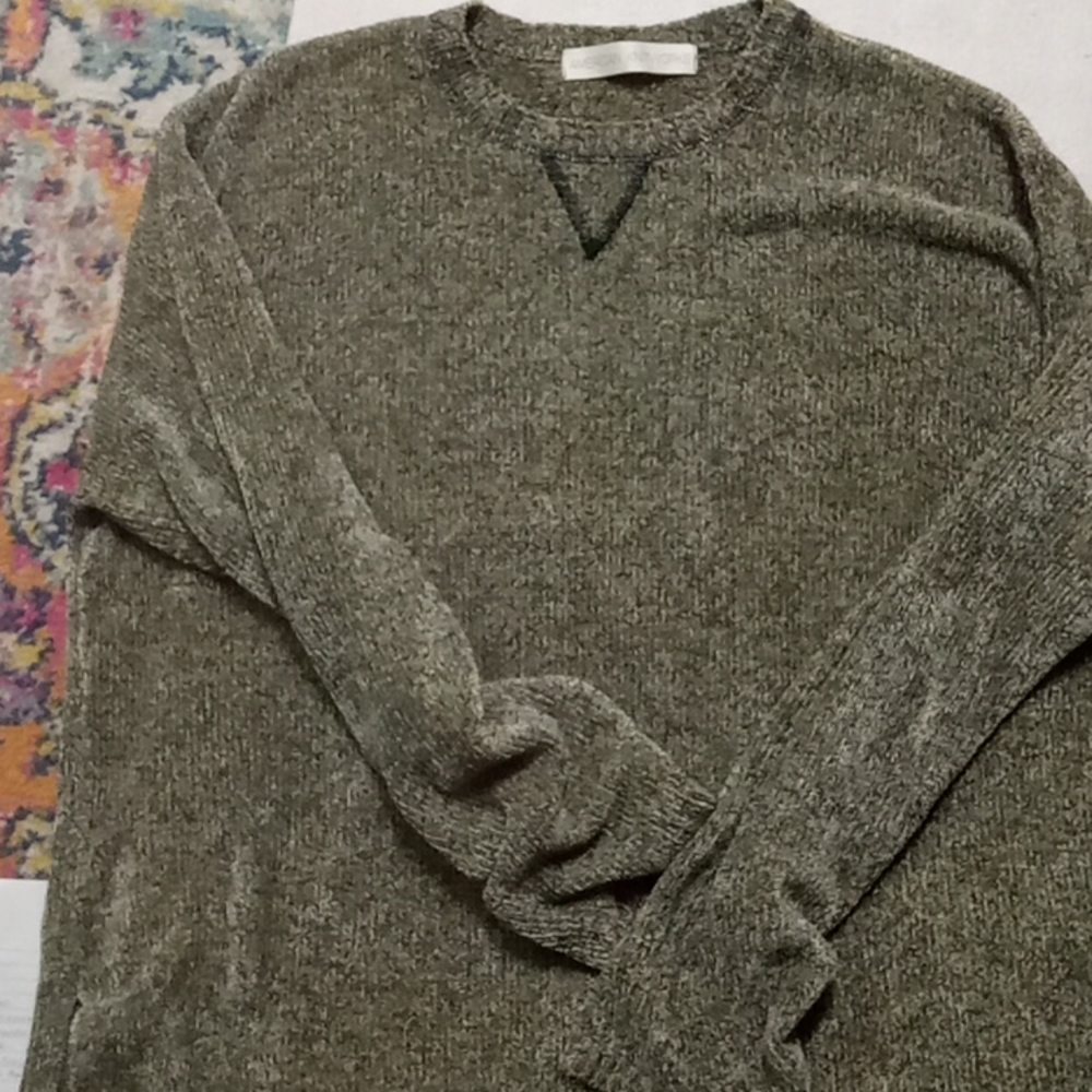 American Knitworks gray green sweater Super Soft and Flattering